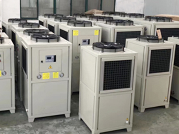 油冷機品牌如何避免問題的發生 油冷機品牌如何避免問題的發生